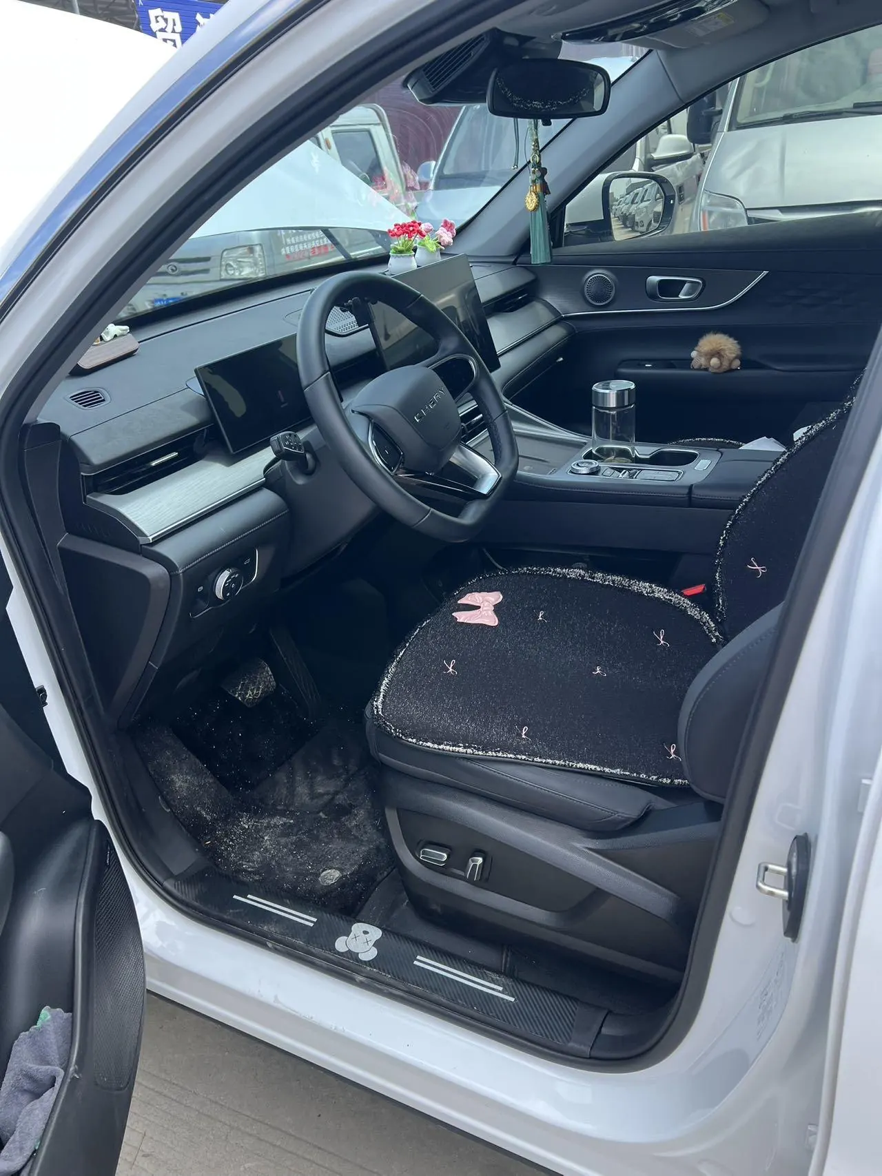 Chery 2025 Tiggo 8 PLUS 1.6TGDI 290TGDI Luxury Automatic Gear 2