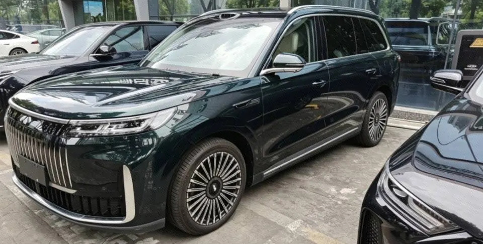 Open image lightbox: Chery 2026 Fengyun T 11 220 Four-wheel Drive Family Music Automatic Gear