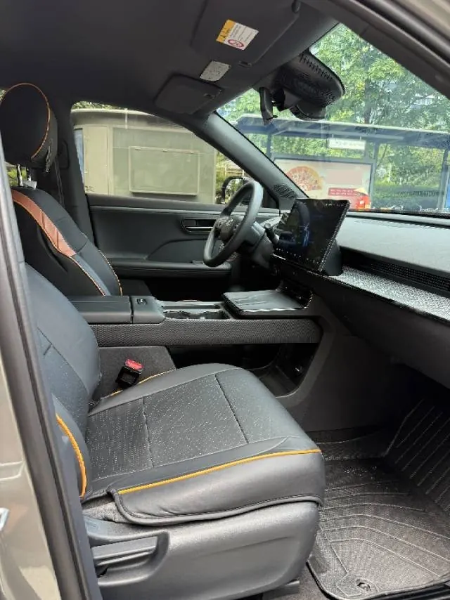 Toyota 2025 platinum wisdom 3X 430 Air automatic gear 4