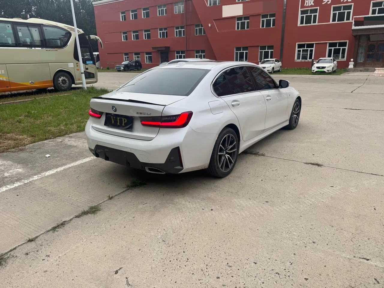 BMW 3 Series 2023 320Li 2.0T M Sports Suit Automatic Gear 4