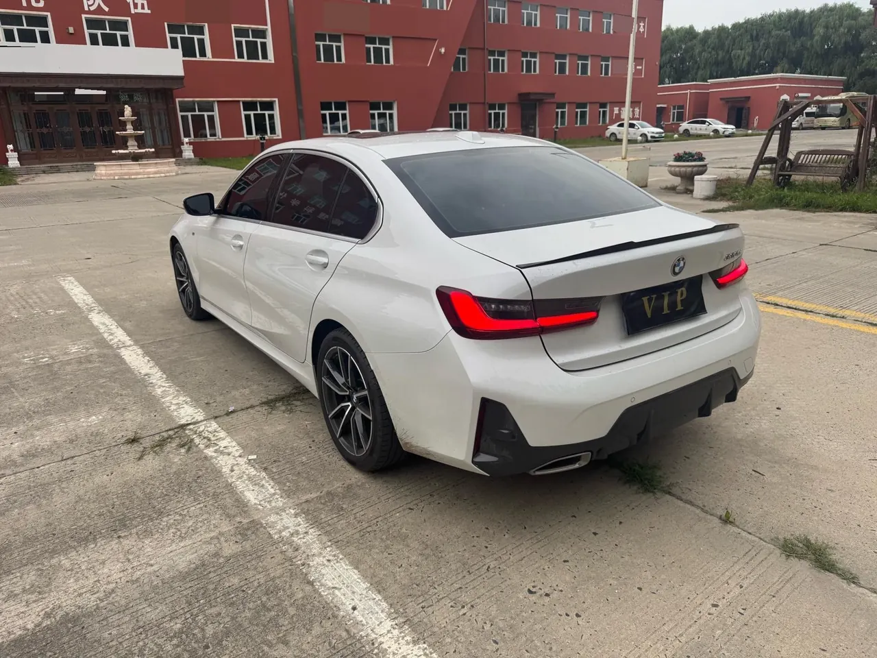 BMW 3 Series 2023 320Li 2.0T M Sports Suit Automatic Gear 5