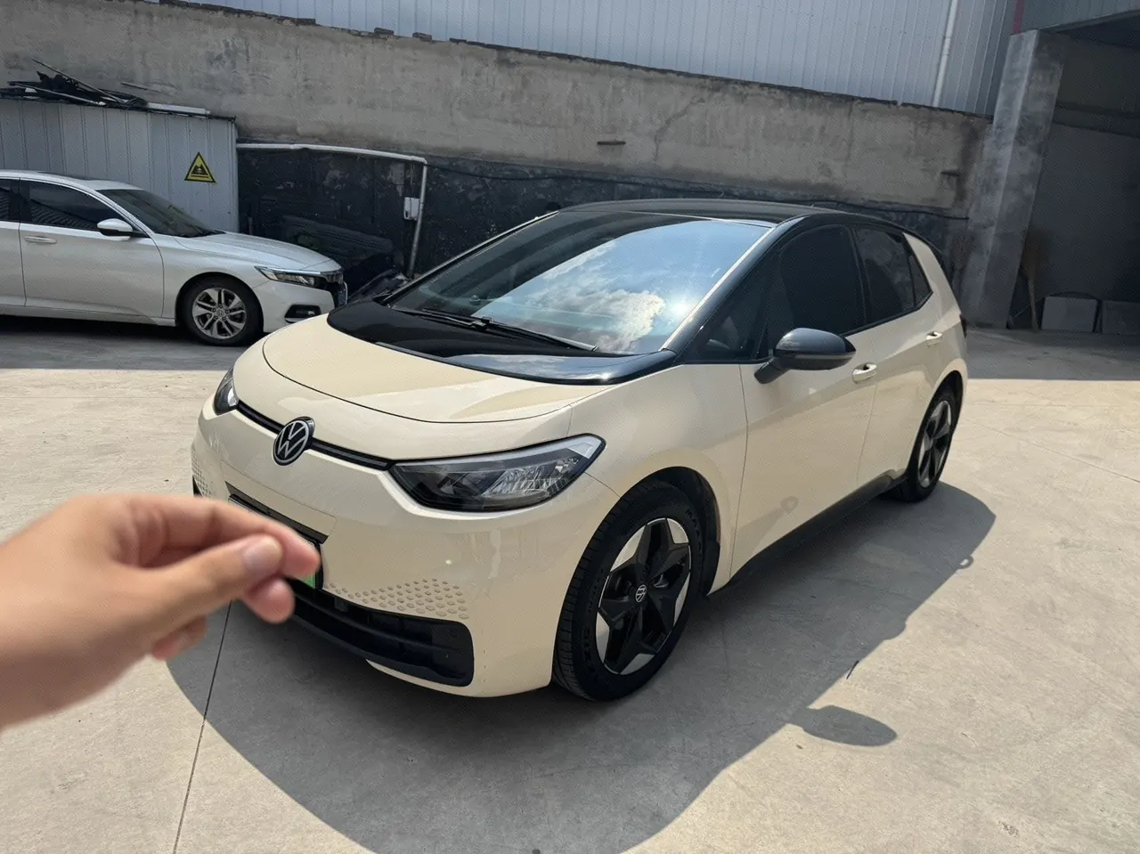Open image lightbox: Volkswagen 2025 ID. 3 Smart Pure Smart Edition (Modified) Automatic Gear