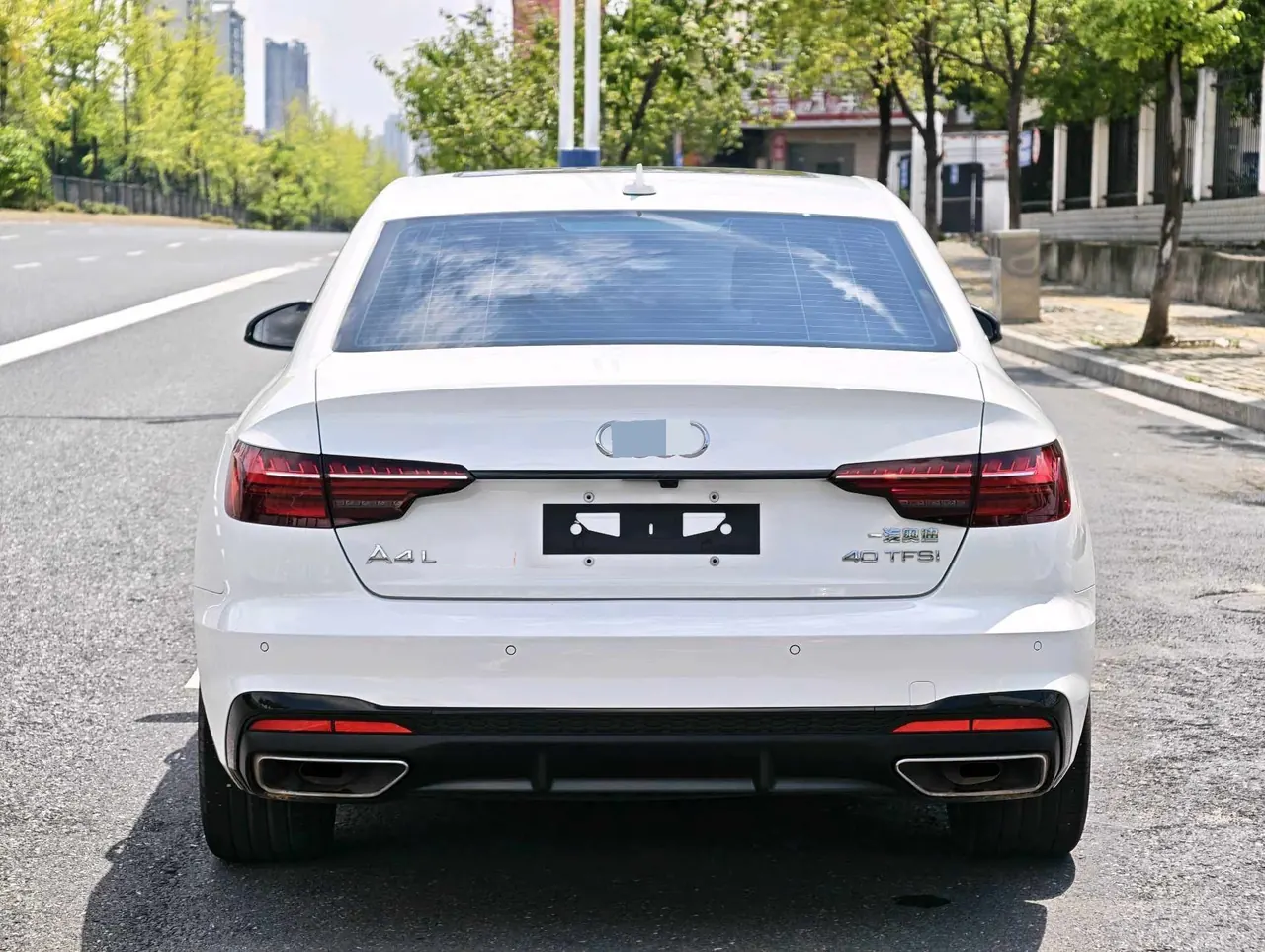 Audi 2023 A4L 2.0TFSI 40TFSI Deluxe Dynamic Automatic 4