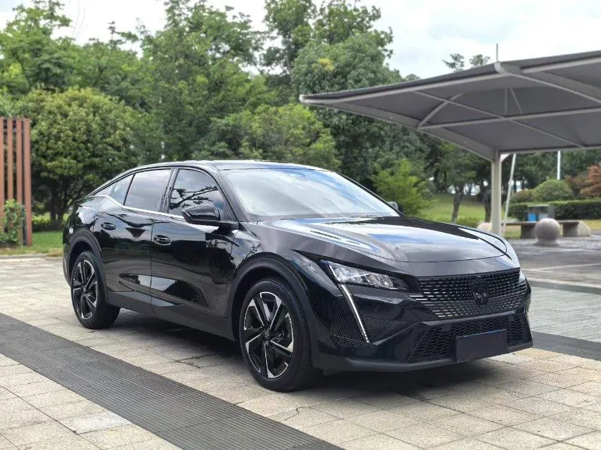 Peugeot 2023 408X 1.6T charm version of automatic gear 3