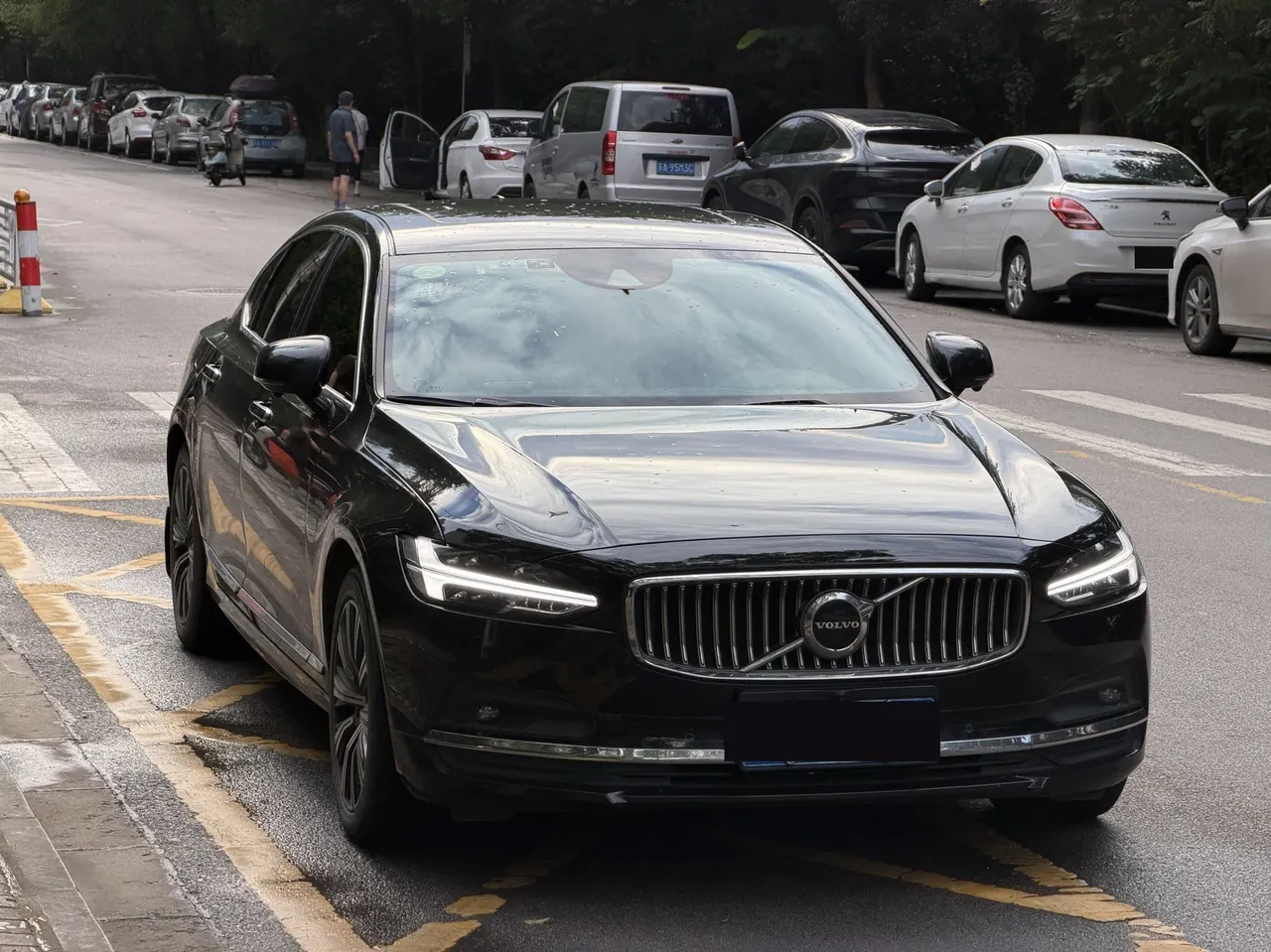 Volvo 2021 S90 48V 2.0T B5 Zhiyi Deluxe Edition Automatic Gear 3