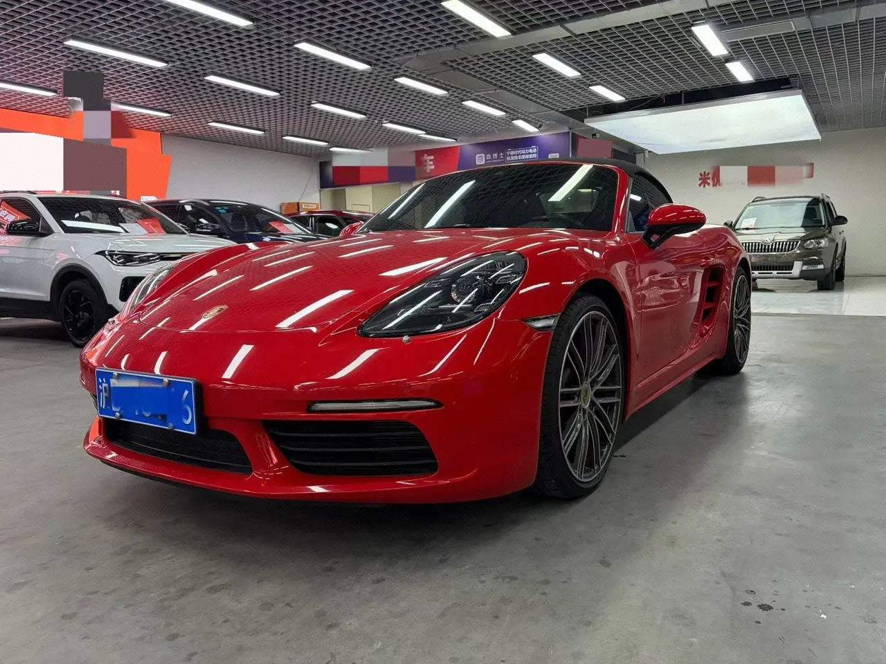 Open image lightbox: Porsche 718 (Imported) 2020 718 Boxer 2.0T Automatic