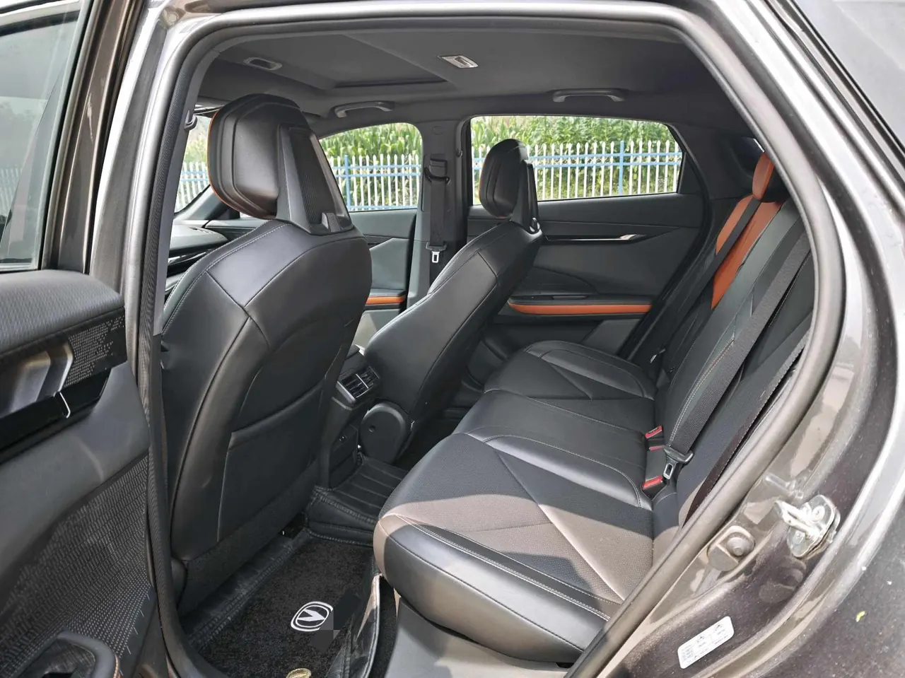 ChangAn 2022 UNI-V 1.5T honorable automatic gear 5