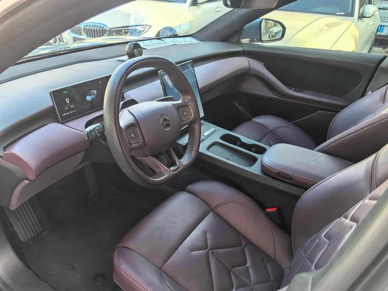 NIO 2022 ET5 75kWh automatic gear 3