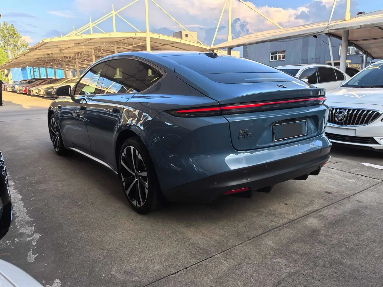 NIO 2022 ET5 75kWh automatic gear 5