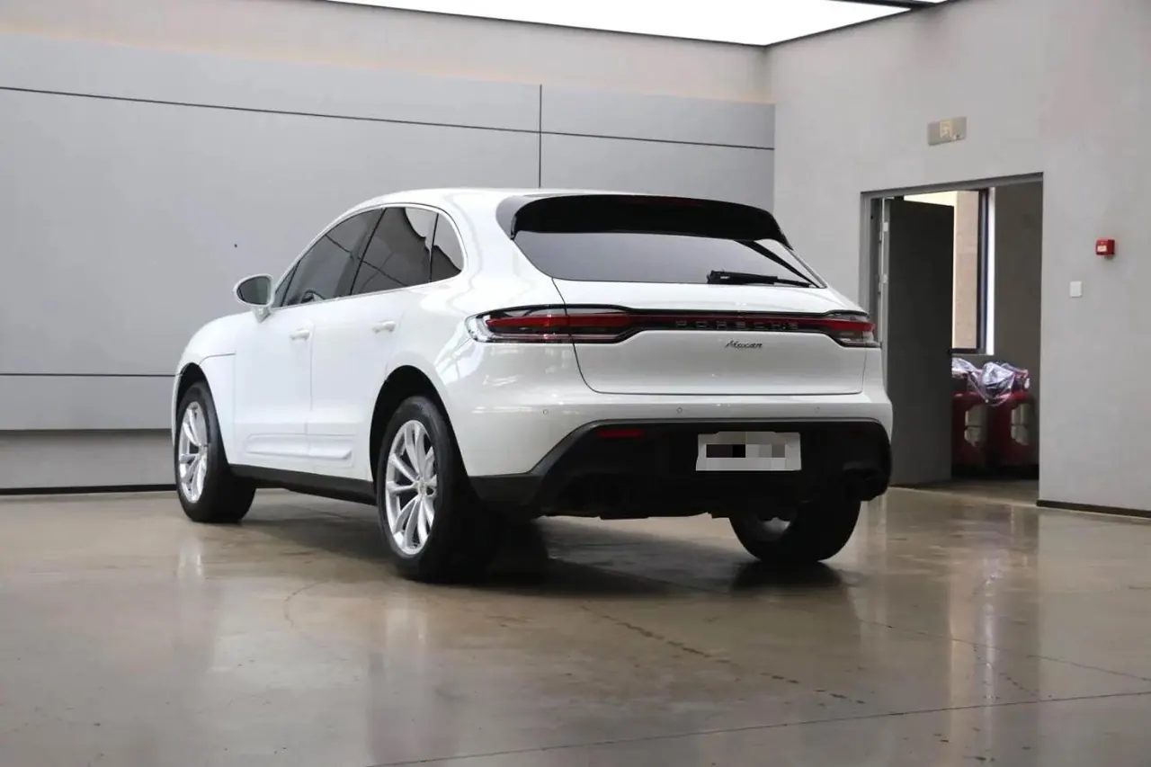 Porsche Macan (Imported) 2022 Macan 2.0T Automatic Gear 6