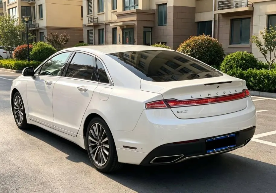 Lincoln MKZ (Imported) 2020 MKZ 2.0T Elegant Edition Automatic Gear 3
