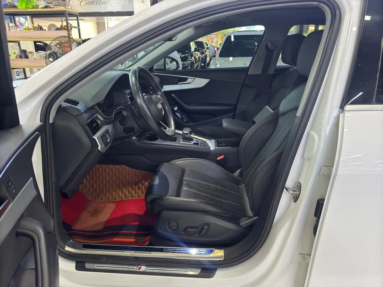 Audi 2020 A4L 2.0TFSI 40TFSI Fashion Dynamic Automatic 5