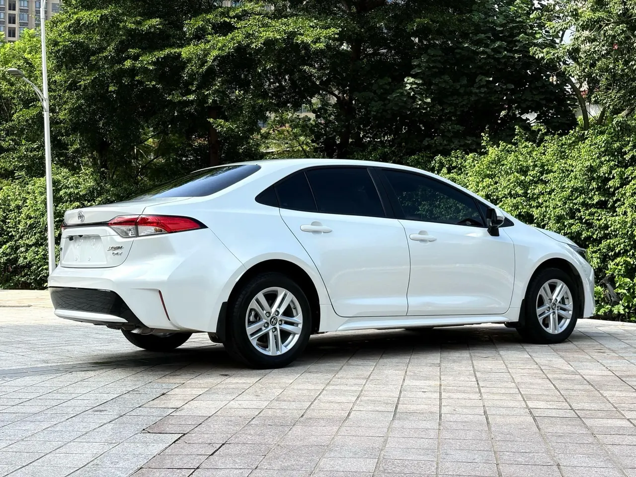 Toyota 2021 Lei Ling 1.2T Stepless 185T Deluxe Automatic Gear 5