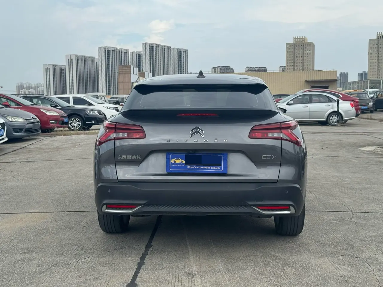 Citroen Versailles C5 X 2022 C5 X 1.6T Enjoy an Uncommon Year of Tiger Opening Edition Automatic Gear 8