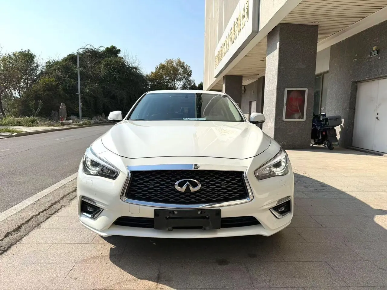 Infiniti 2021 Q50L 2.0T Easy Edition Automatic Gear 2