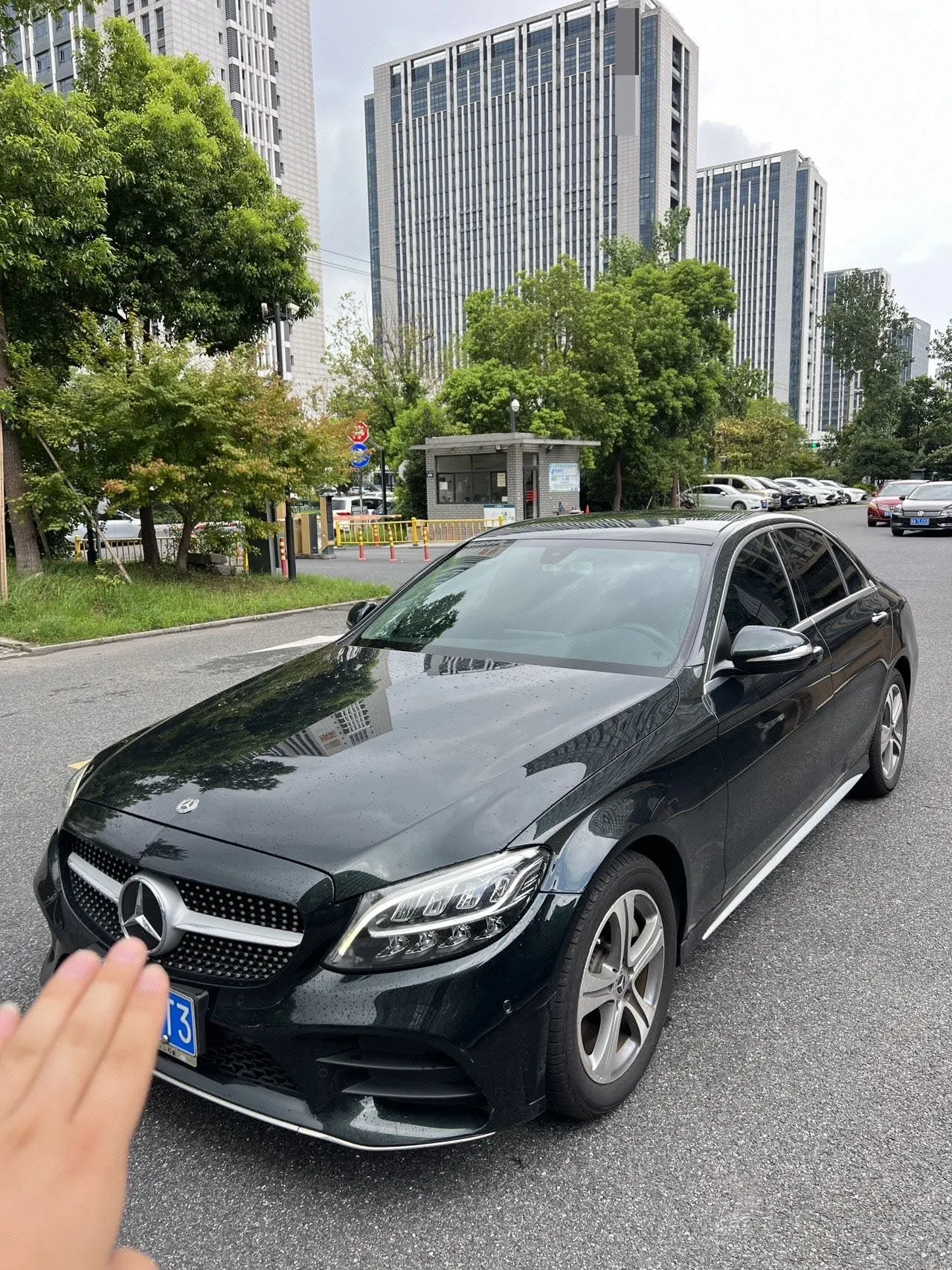 打开图片灯箱:Mercedes Benz Class C 2020 C 260 L 48V 1.5T Sports Edition Automatic Gear