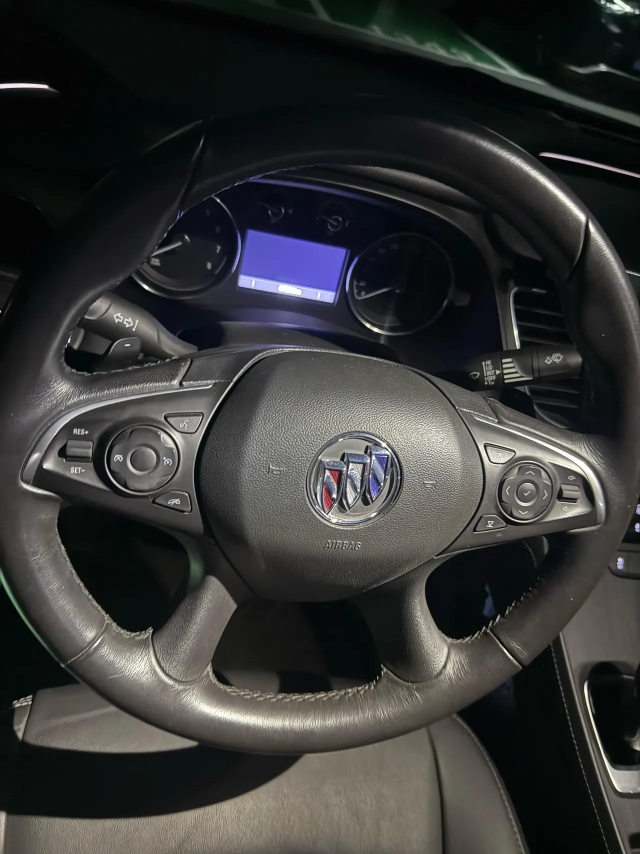 Buick 2021 LaCrosse 1.5T 552T Luxury Automatic Gear 10