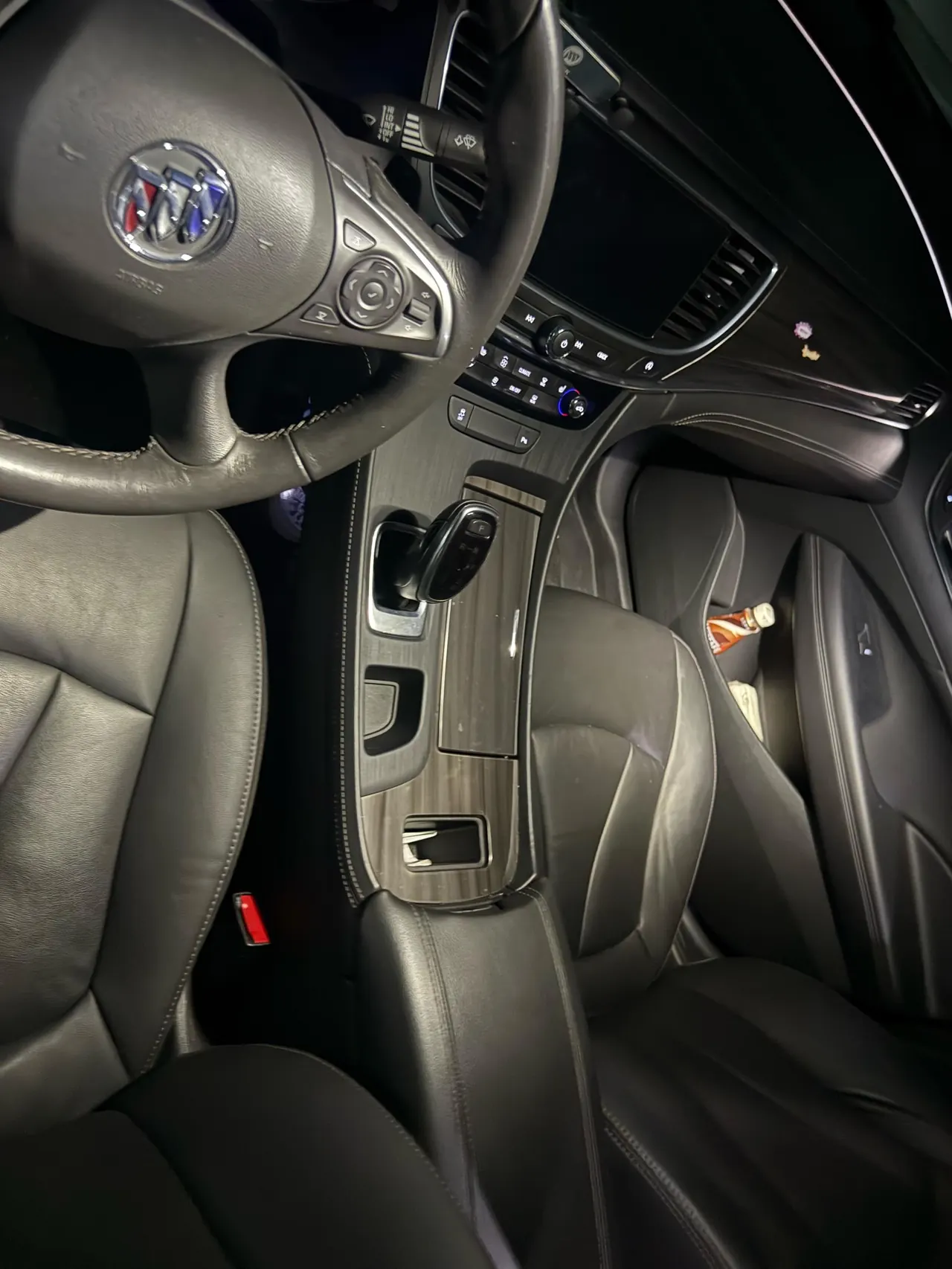 Buick 2021 LaCrosse 1.5T 552T Luxury Automatic Gear 9