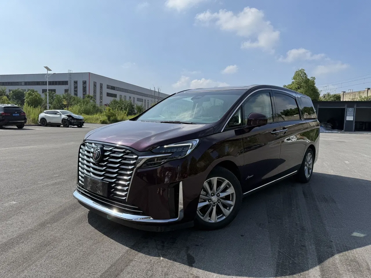 打开图片灯箱:Buick 2023 GL8 Avenir 48V 2.0T Seven-seat Pro-Li Edition Automatic Gear