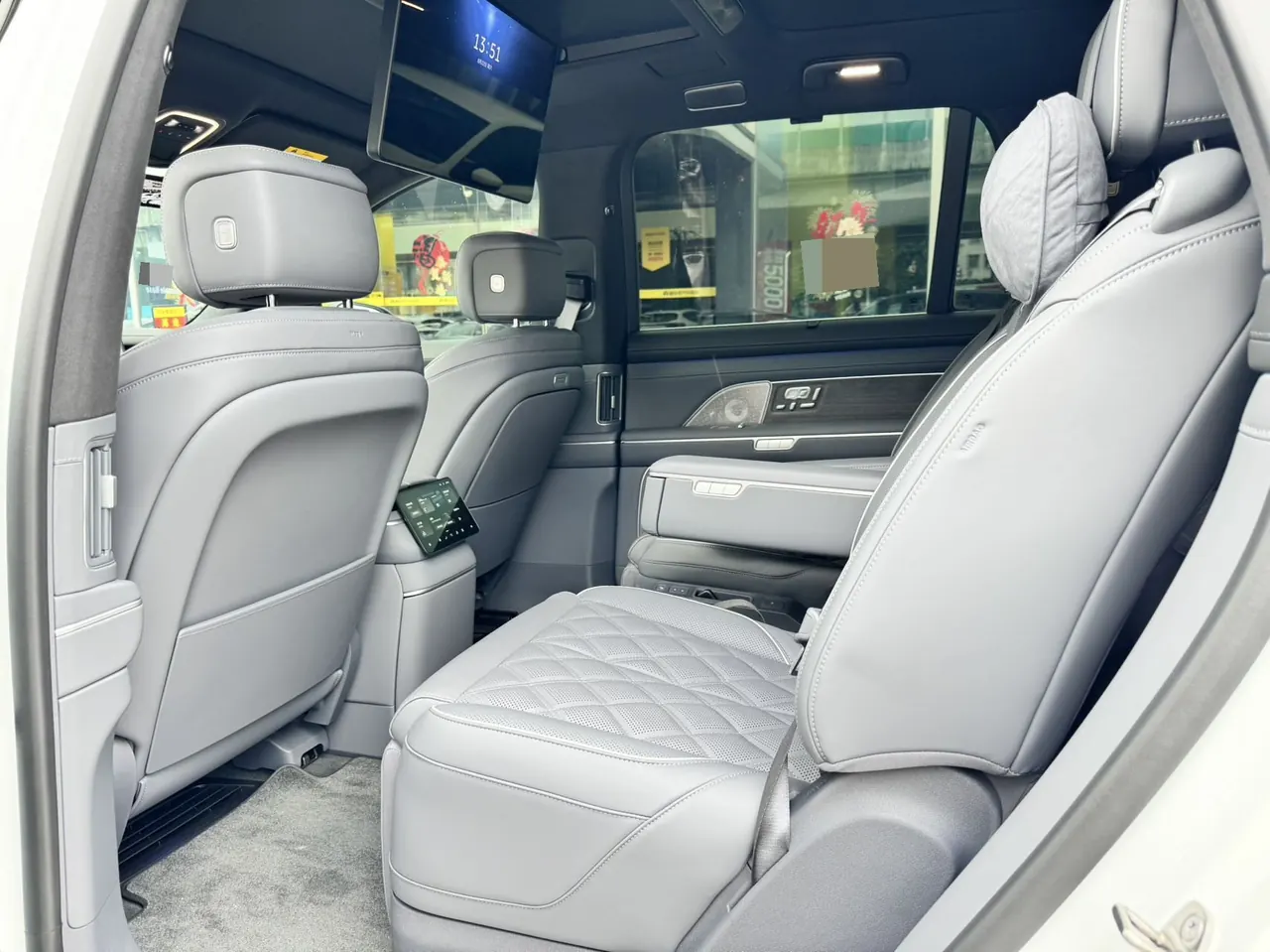 NIO 2026 ES8 6-seat executive deluxe automatic gear 4