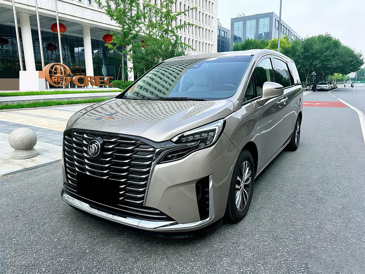 Open image lightbox: Buick 2023 GL8 ES Lu Zun 48V 2.0T 653T Exclusive Automatic Gear