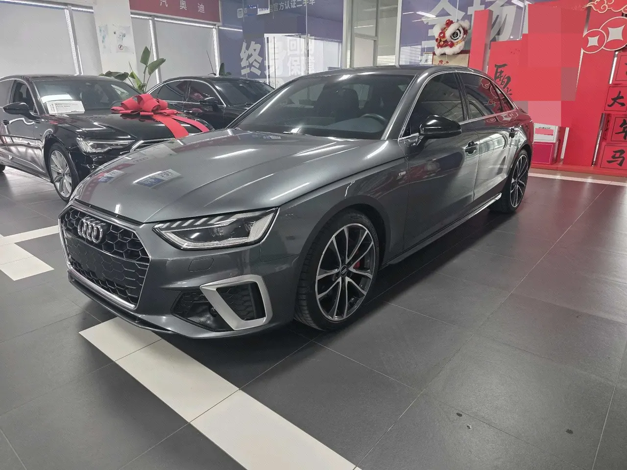 Open image lightbox: Audi 2020 A4L 2.0TFSI 45TFSI Quattro Selected Dynamic Automatic