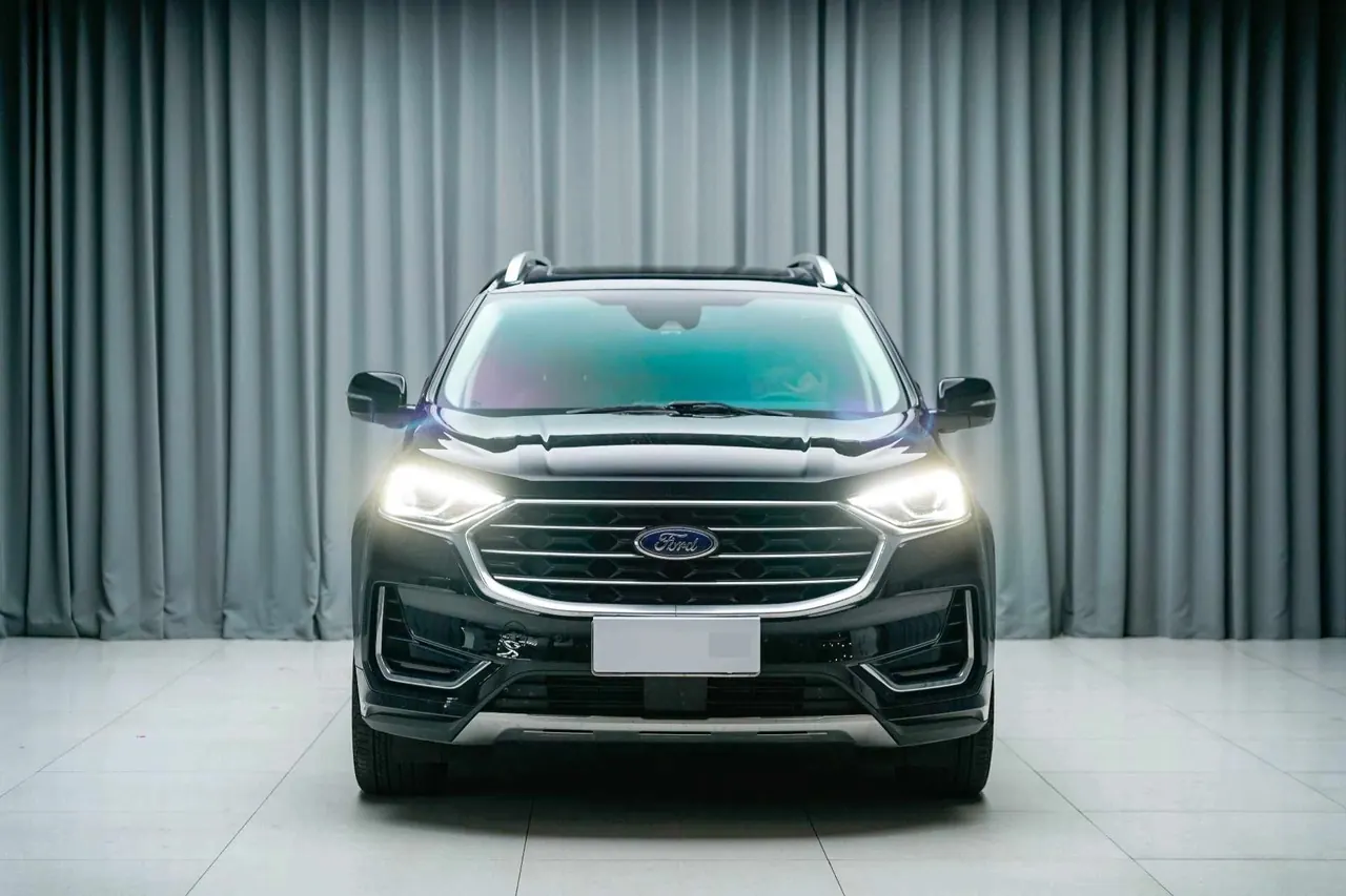 Ford 2021 Ruijie PLUS 2.0T EcoBoost 12250.00g Drive Hao Rui 7-seat Automatic Gear 2