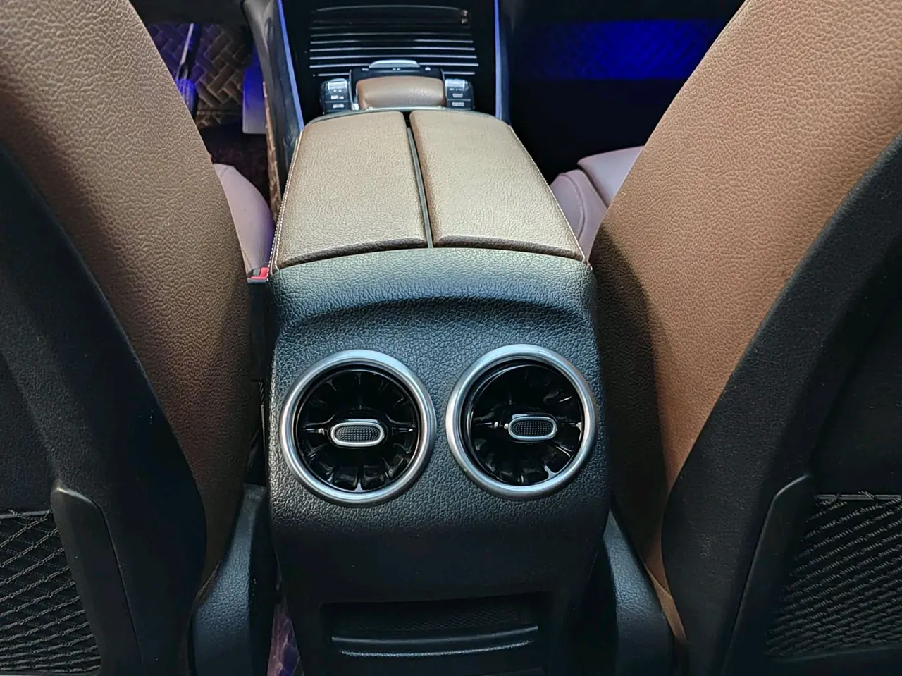 Mercedes Benz 2021 GLB 200 1.3T Fashion Automatic 10
