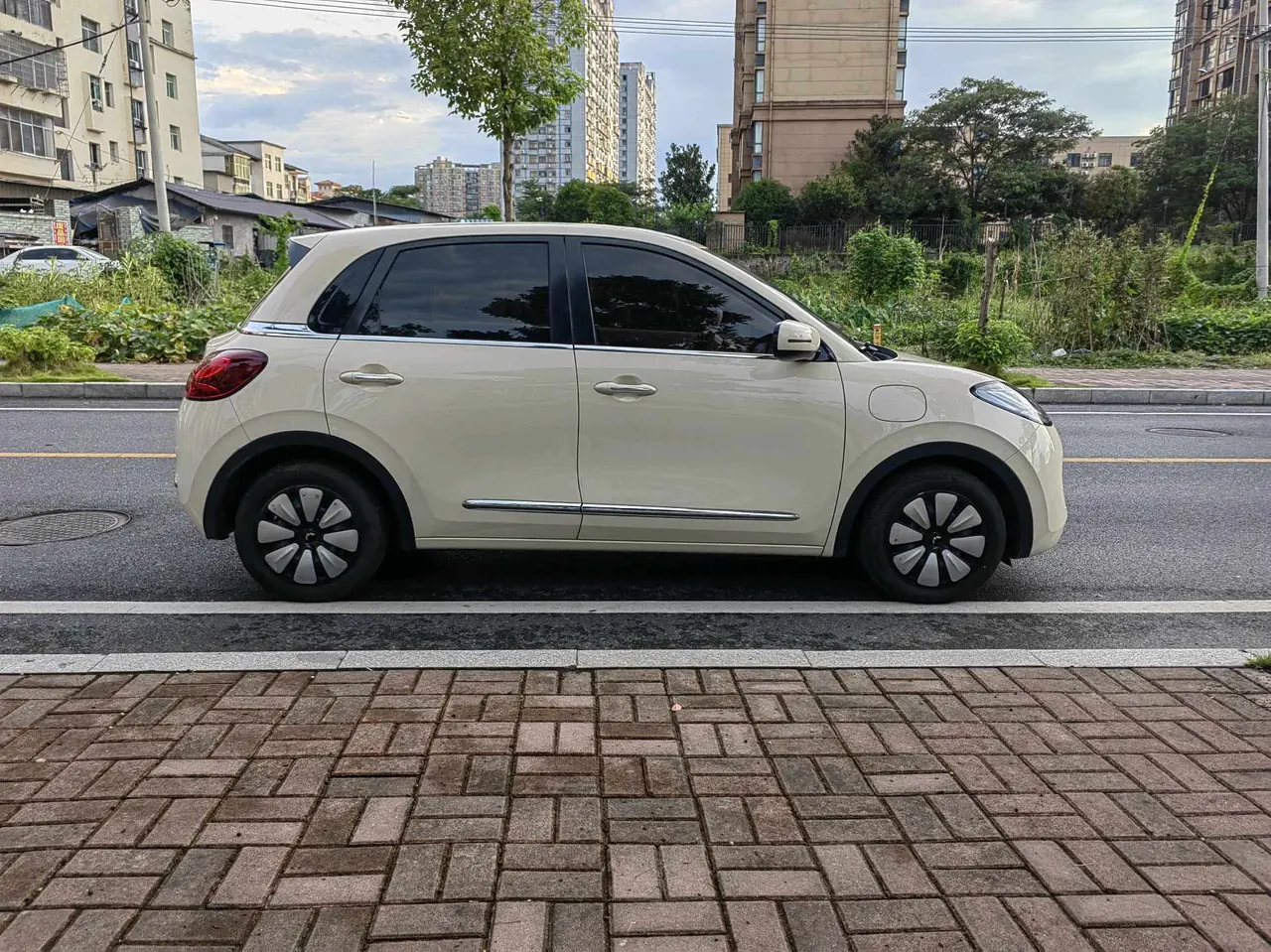 WuLing 2024 Plantronics 333km LingBox Connected Automatic Gear 4