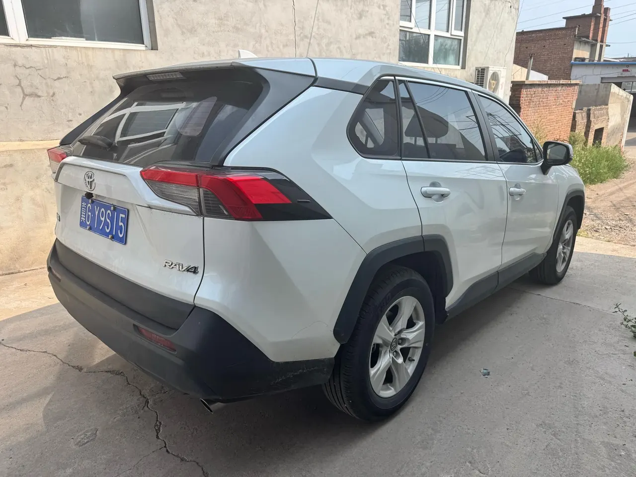 Toyota 2022 RAV4 Rongbo 2.0 Stepless Two-Drive City Edition Automatic Gear 9