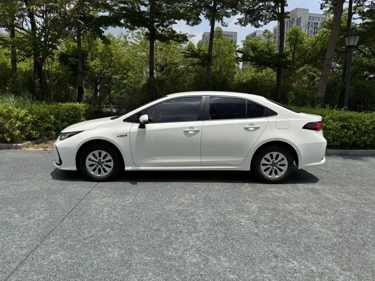 Toyota 2021 Corolla Double Engine 1.8 Stepless Pioneer Edition Automatic Gear 9