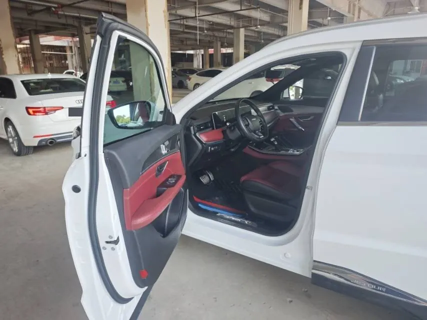 Jetour 2021 X70 PLUS 1.5T Fire 7-seat Automatic Gear 3