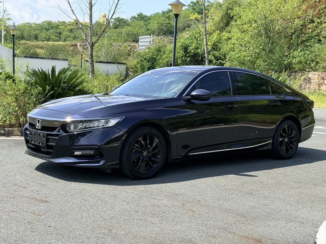 打开图片灯箱:Honda 2021 10th Generation Accord 1.5T Stepless 260TURBO Luxury Star Limited Edition Automatic Gear