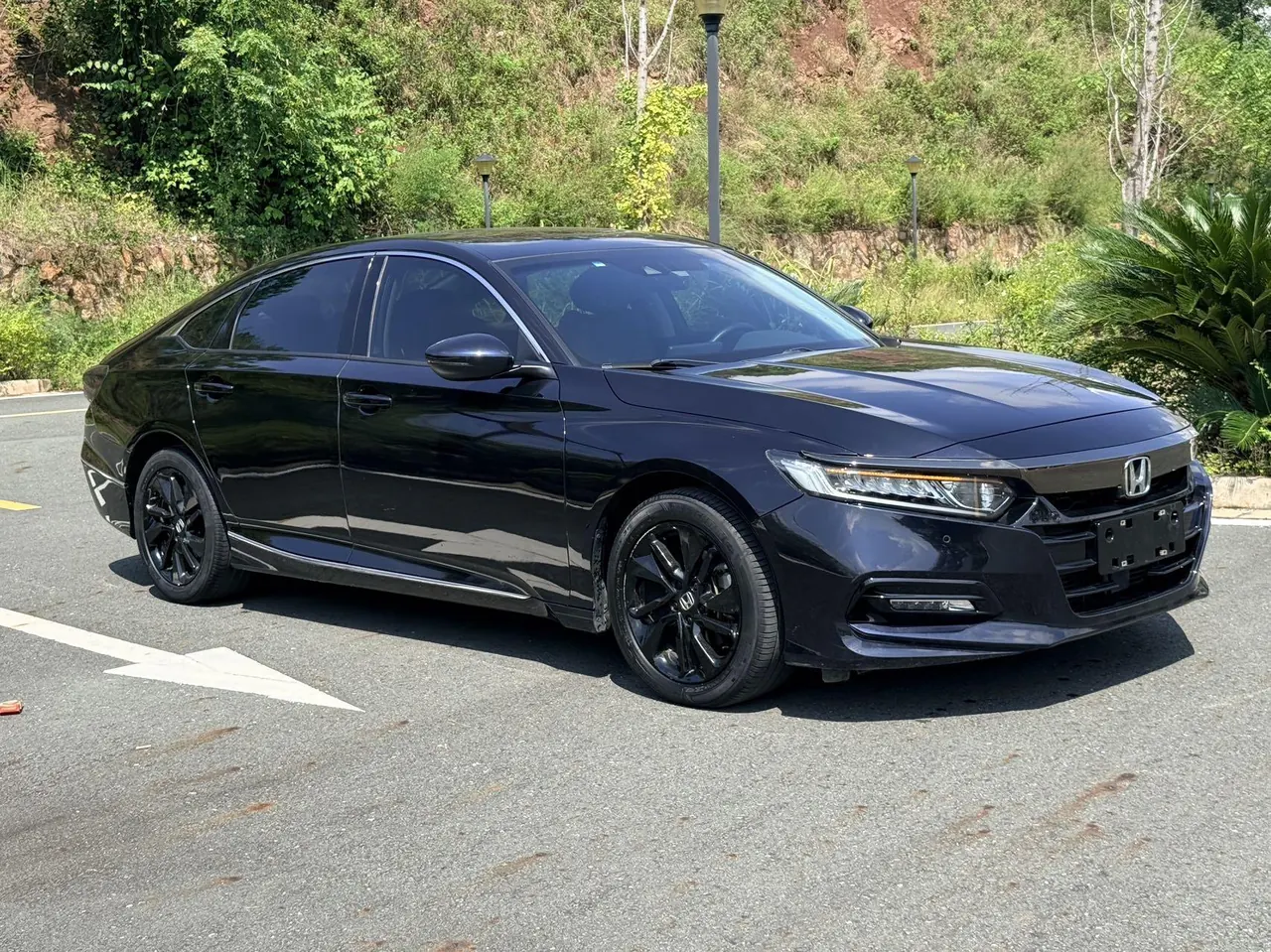 Honda 2021 10th Generation Accord 1.5T Stepless 260TURBO Luxury Star Limited Edition Automatic Gear 3