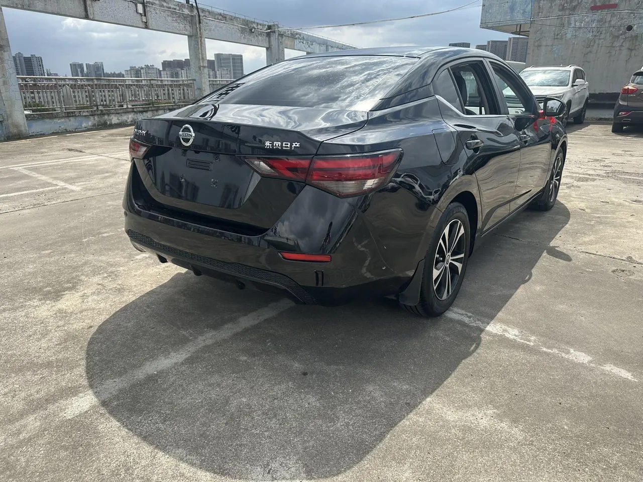 Nissan 2022 Sylphy 1.6 Stepless XL Pleasant Edition Automatic Gear 3