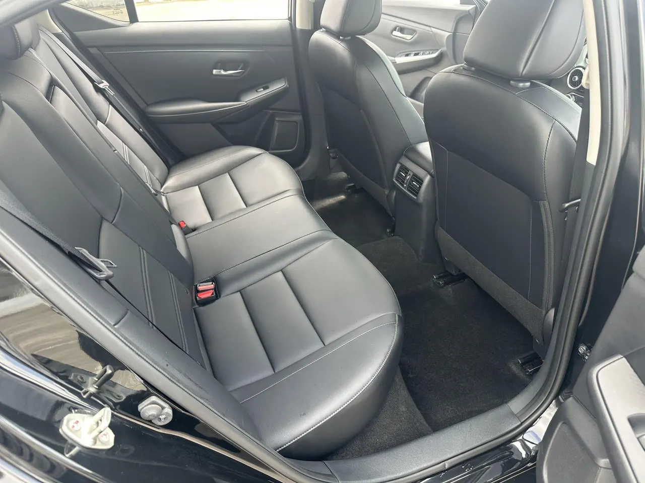Nissan 2022 Sylphy 1.6 Stepless XL Pleasant Edition Automatic Gear 9