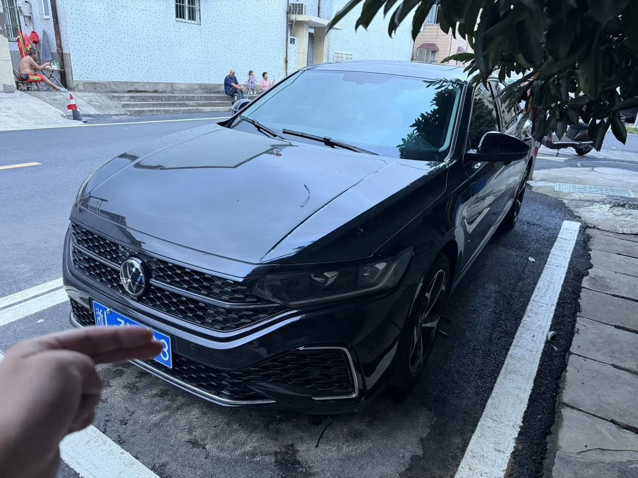 Open image lightbox: Volkswagen 2024 Passat 2.0TSI 380TSI Star Dragon Edition Automatic Gear