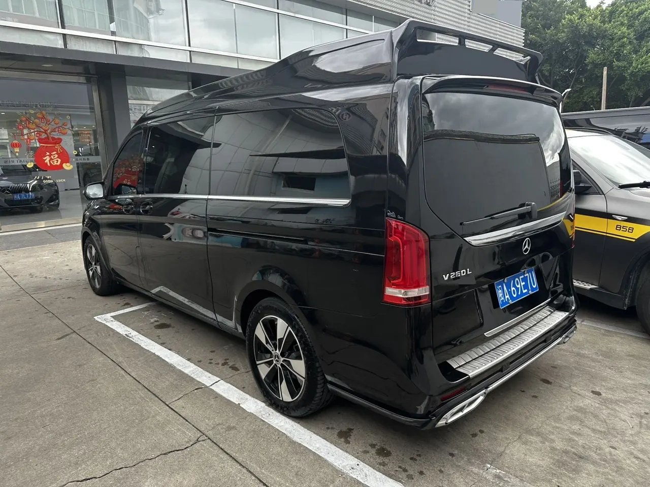 Mercedes Benz V 2021V 260 L 2.0T Premium Edition Automatic Gear 3