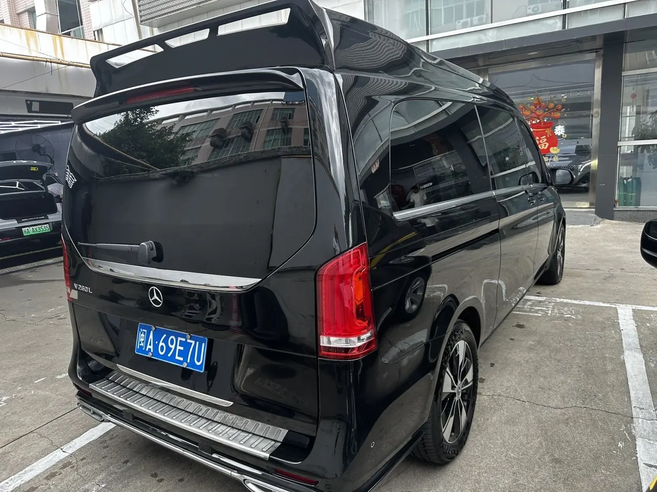 Mercedes Benz V 2021V 260 L 2.0T Premium Edition Automatic Gear 4