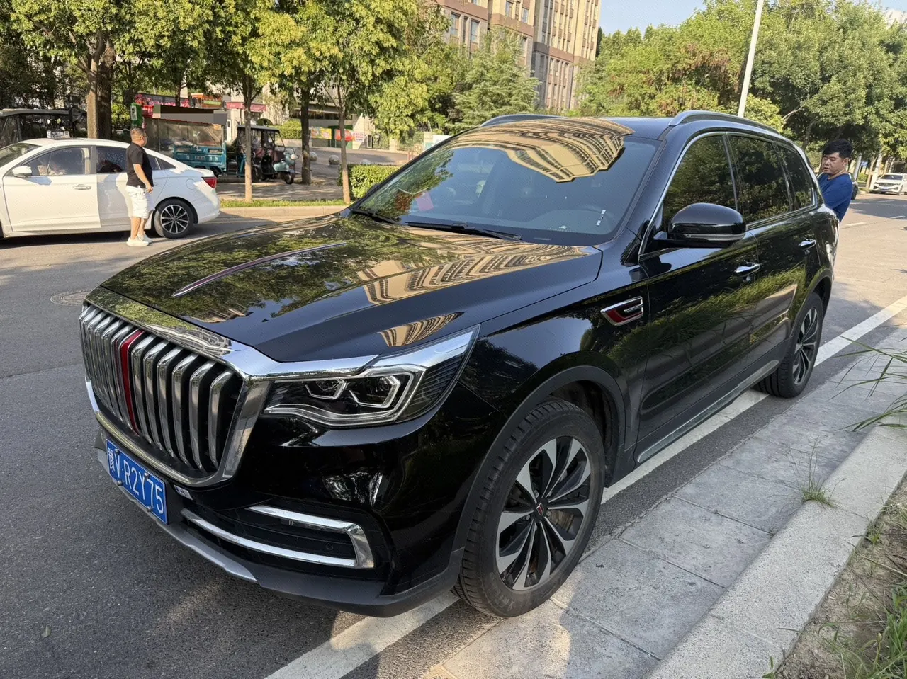 Open image lightbox: HongQi 2022 HS7 48V 2.0T Two-Drive Smart Union Flag Edition 5-seat Automatic Gear