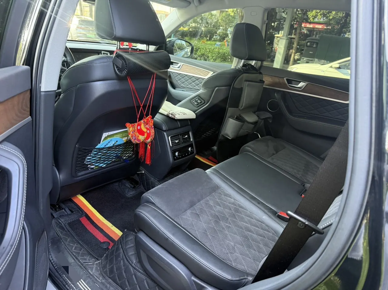 HongQi 2022 HS7 48V 2.0T Two-Drive Smart Union Flag Edition 5-seat Automatic Gear 4