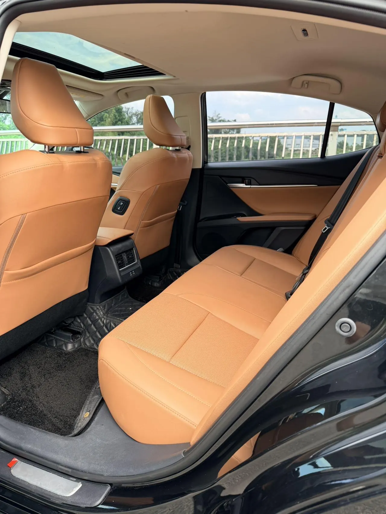 Toyota 2024 Camry 2.0GVP Stepless Deluxe Edition Automatic Transmission 5