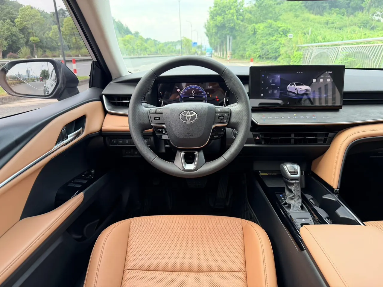Toyota 2024 Camry 2.0GVP Stepless Deluxe Edition Automatic Transmission 7