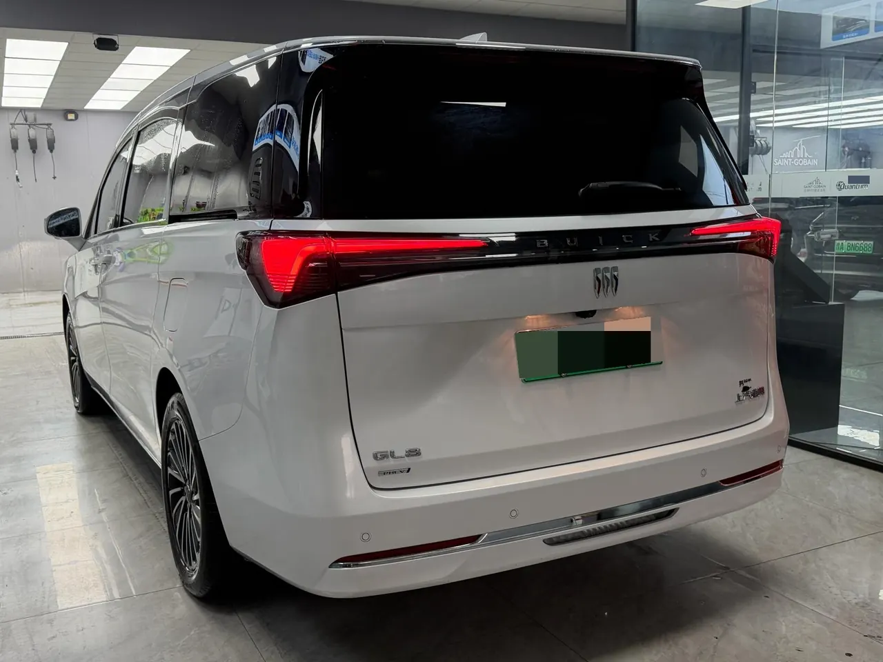 Buick 2025 GL8 Lu Shang 1.5T Smart Edition 7-seat Automatic Gear 3