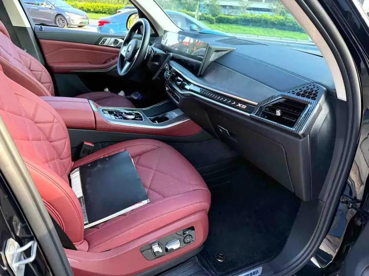 BMW 2026 X5 xDrive30Li 48V 2.0T exclusive m sports obsidian night suit automatic gear 6