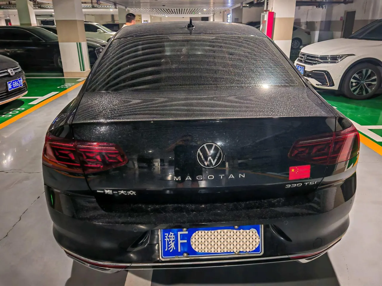 Volkswagen 2023 Magotan 2.0TSI 330TSI 2 million Commemorative Edition Leading Automatic Gear 5