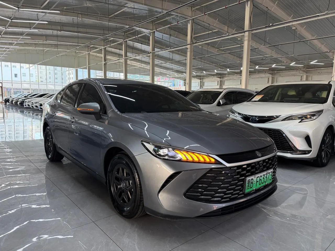 BYD 2025 Qin PLUS DM-i 1.5 stepless intelligent driving version 55KM leading automatic gear 2