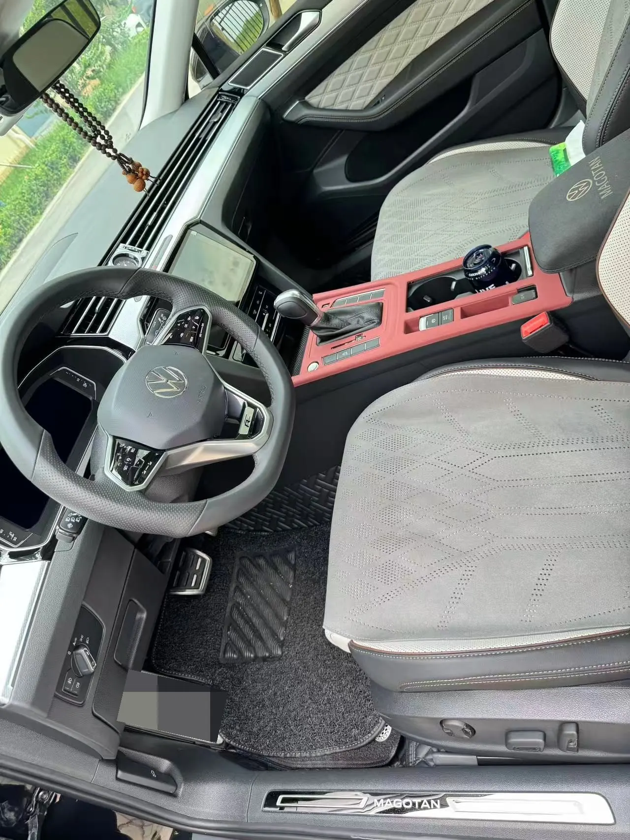 Volkswagen 2024 Magotan 2.0TSI 330TSI 2 million luxury automatic gear 3