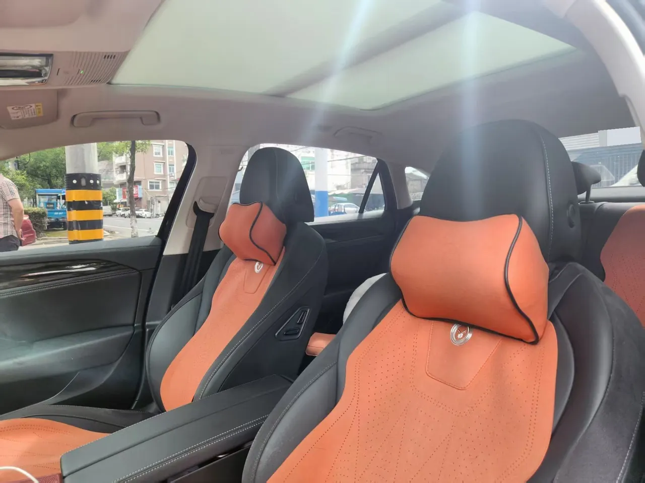 Volkswagen 2024 Magotan 2.0TSI 380TSI Premium Edition Automatic Gear 3