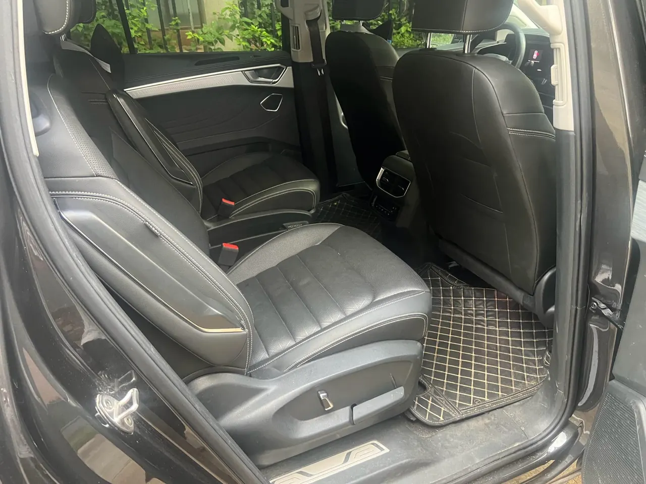 Volkswagen 2022 models of 2.0TSI C 4-wheel luxury version Pro6 automatic gear 10
